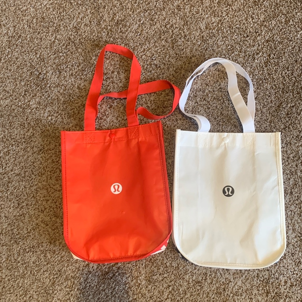 Set of Lululemon shopping bags